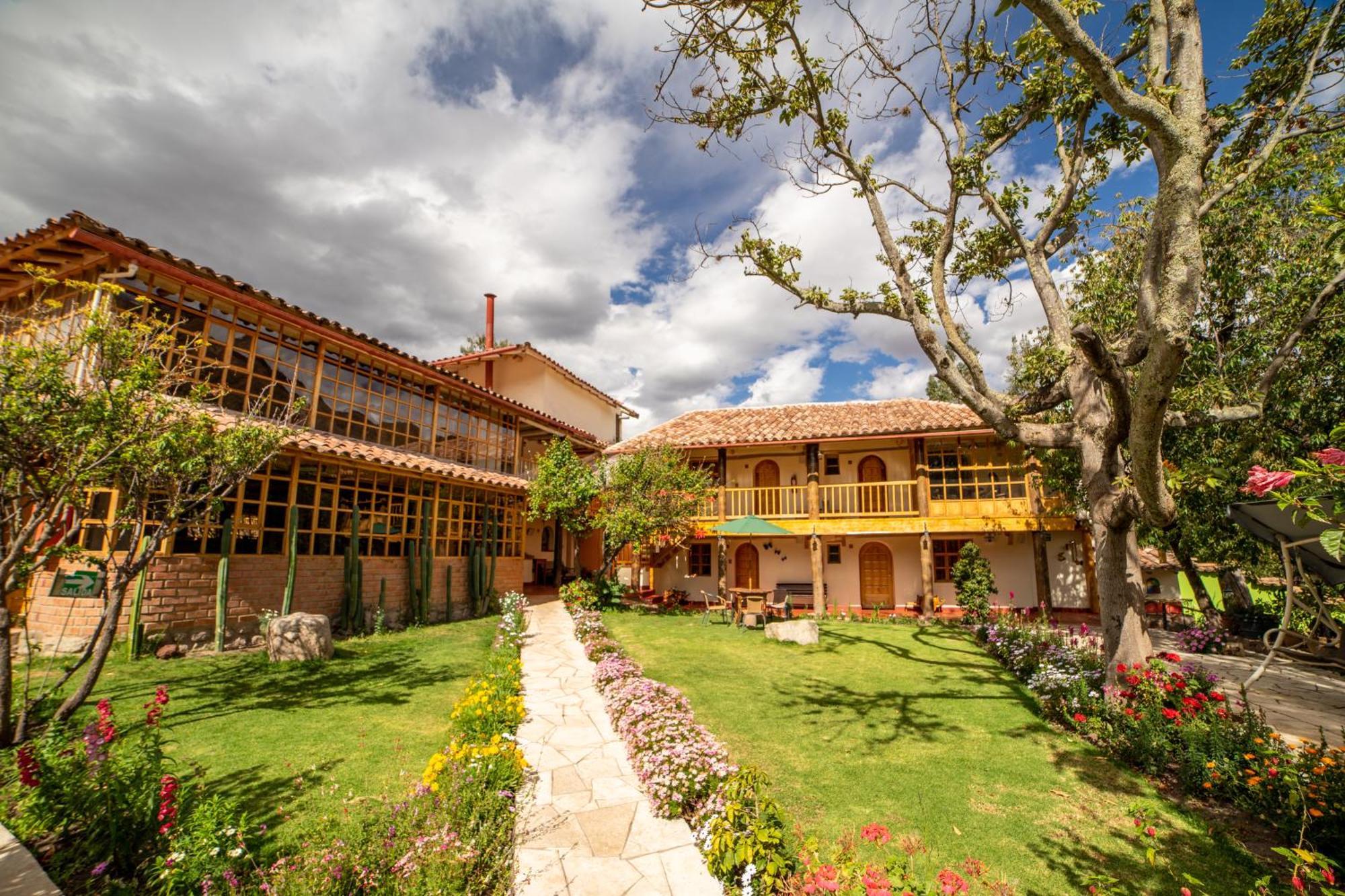 Hotel Iorana Urubamba Exterior foto